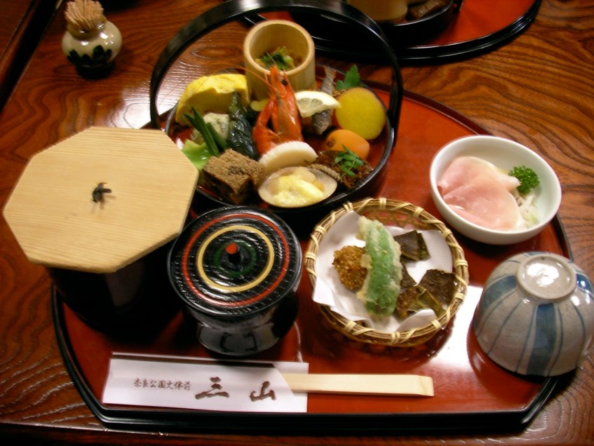 Japanese-style lunch (Before)