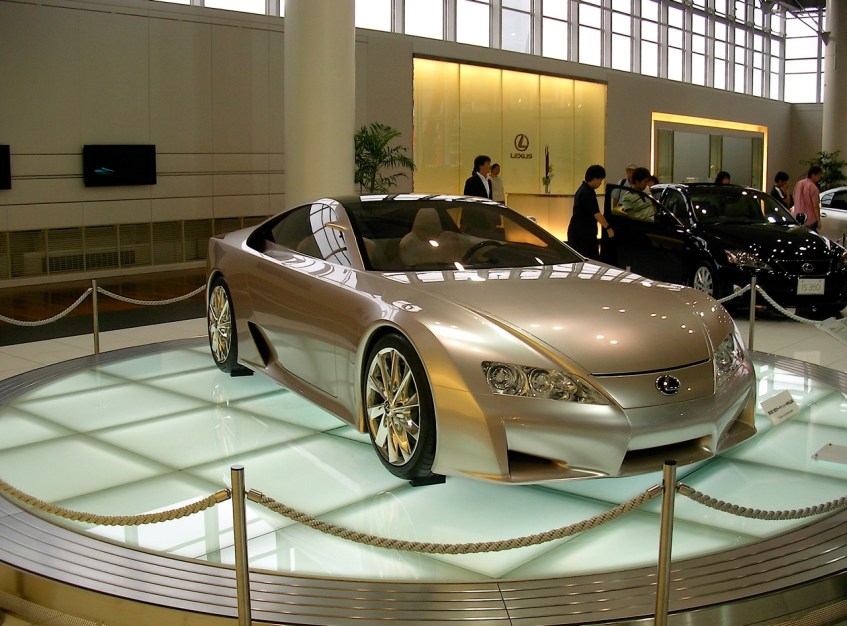 Odaiba - Toyota "Mega Web", Lexus Pavilion