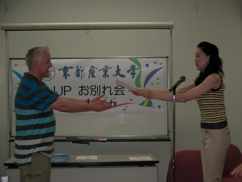 Receiving my Certificate from Taniyama-sensei