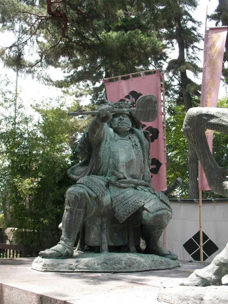 Takeda Shingen only has time to defend with his war fan